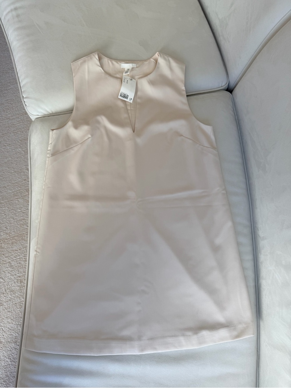 Women's Cream V-Neck Shift Dress by